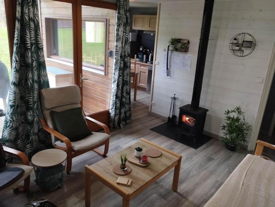 Gite N°4, En Pleine Nature, Frontalier Signy-le-Petit Exteriér fotografie